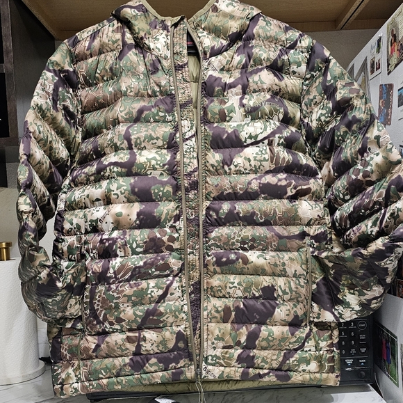 Kryptek Lykos insulated  waterproof jacket. Men's  size large - Picture 8 of 16